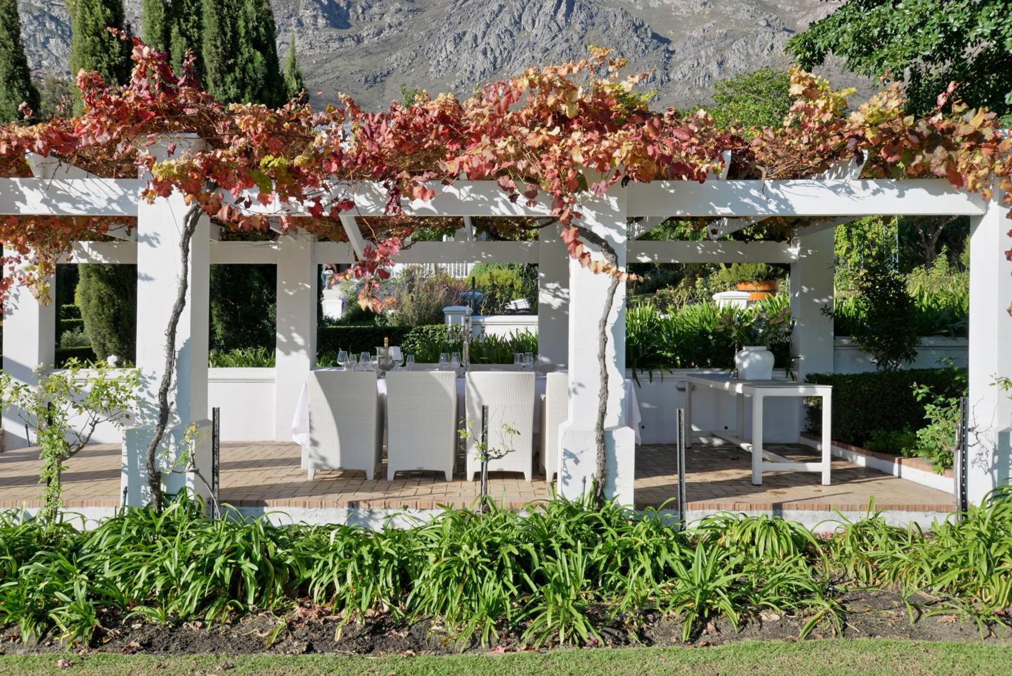 Farm Lorraine Lake Cottage, Loft Cottage And Garden Cottage Franschhoek Bagian luar foto